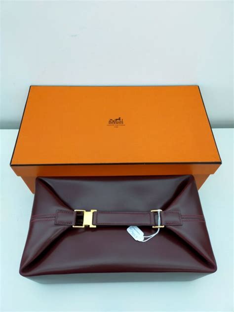 Hermès Box Poche Cloche Trousse de Toilette .